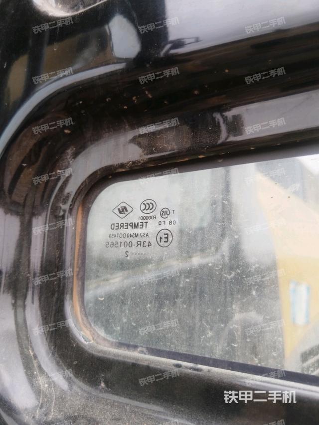 駕駛室左前45度（駕駛室部分）