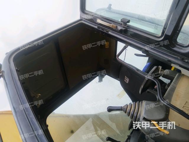 頂棚整體（駕駛室部分）