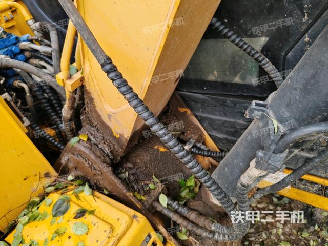 大臂整體?右側(cè)(工作和回轉(zhuǎn)裝置) 大臂整體?右側(cè)(工作和回轉(zhuǎn)裝置)