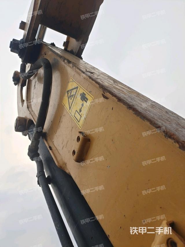 小臂整體左后（工作和回轉(zhuǎn)裝置）