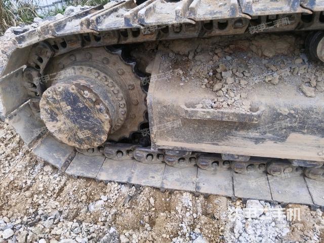 右驅(qū)動(dòng)輪（行走機(jī)構(gòu)）