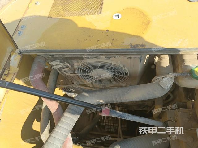 水箱+風扇特寫(上車部件) 水箱+風扇特寫(上車部件)