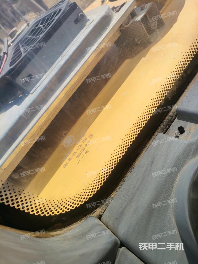 后窗玻璃角標(biāo)（駕駛室部分）