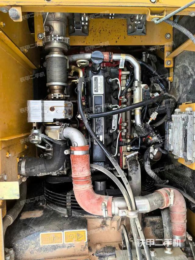 發(fā)動機(jī)整體俯視（整機(jī)外觀）