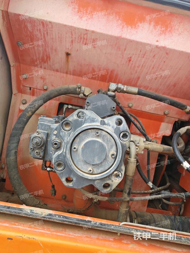 液壓泵室（大件艙室）