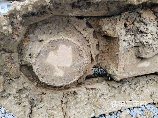 左導向輪（行走機構(gòu)）