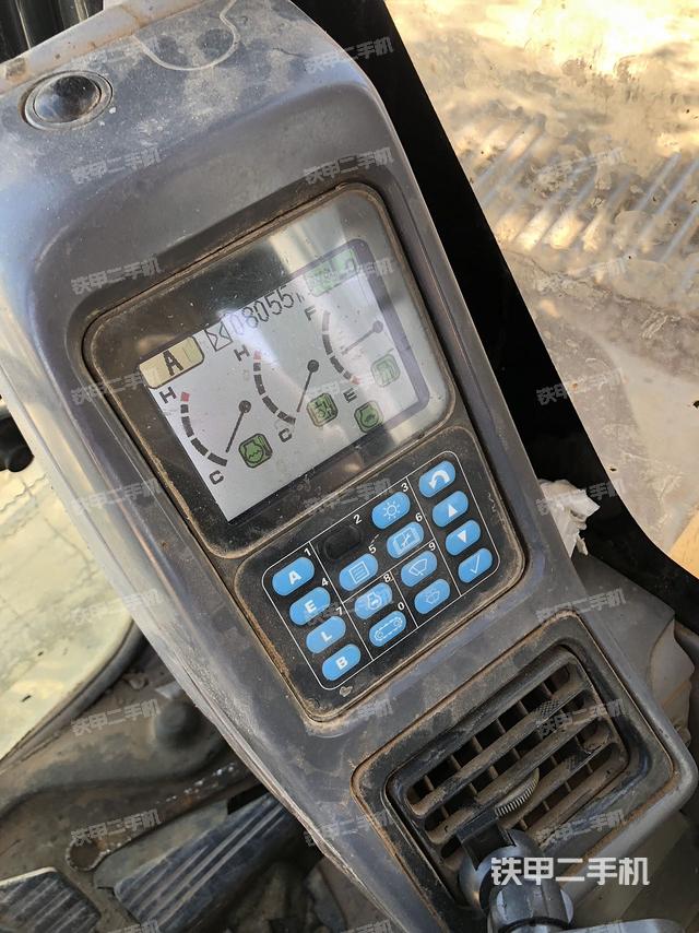 小松PC350-7挖掘机的设备实拍-第8张实拍照片