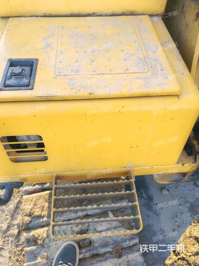 大臂根部?斜視（工作和回轉(zhuǎn)裝置）