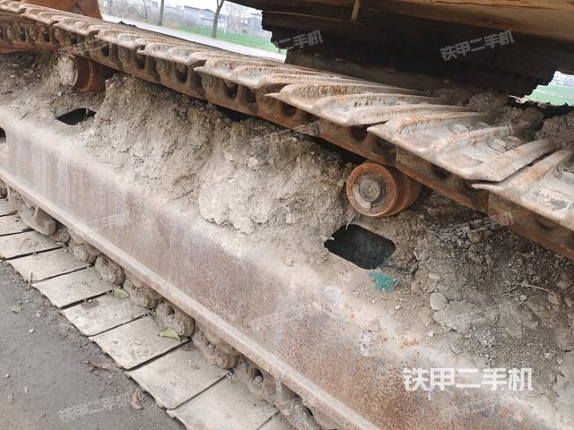 左側(cè)行走馬達(dá)蓋板（行走機(jī)構(gòu)）