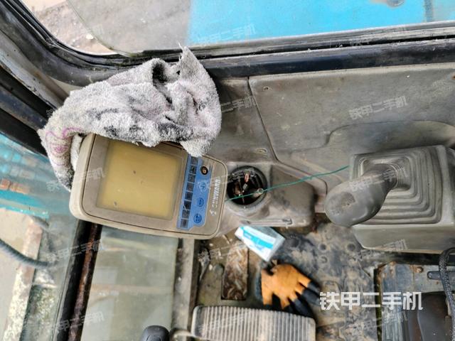 ?駕駛室正側(cè)(駕駛室部分) ?駕駛室正側(cè)(駕駛室部分)