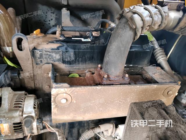水箱+風(fēng)扇特寫(上車部件) 水箱+風(fēng)扇特寫(上車部件)