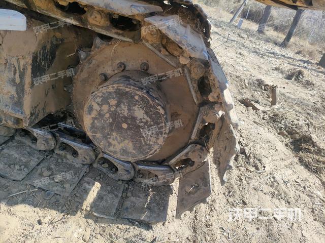 右驅動輪（行走機構）