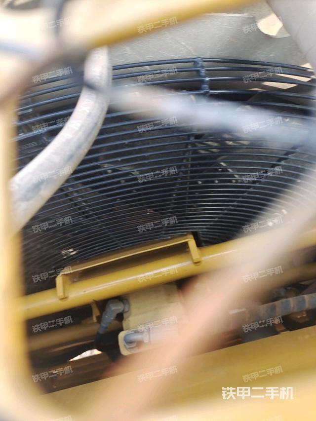 散熱器正面（大件艙室）