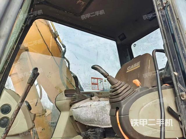 駕駛室整體（整機(jī)外觀）