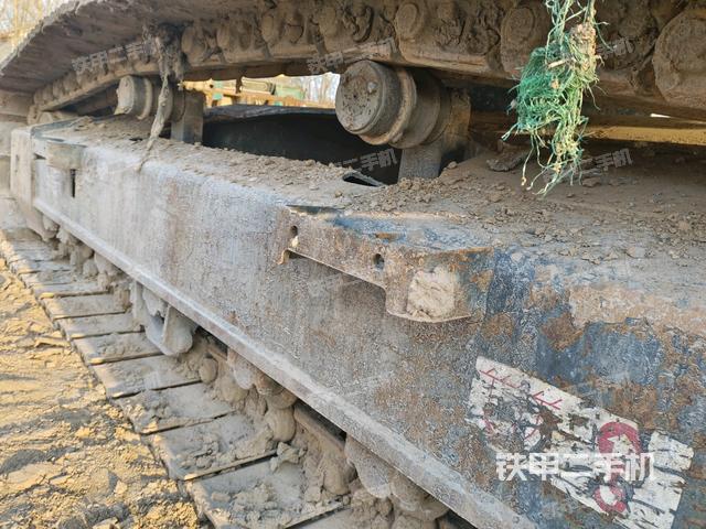 右側(cè)行走馬達(dá)蓋板（行走機(jī)構(gòu)）