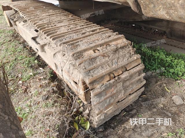 左側(cè)行走馬達(dá)蓋板（行走機(jī)構(gòu)）