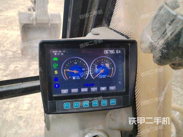 显示屏 （驾驶室部分）