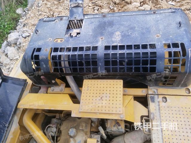 水箱+風(fēng)扇特寫(xiě)（上車(chē)部件）