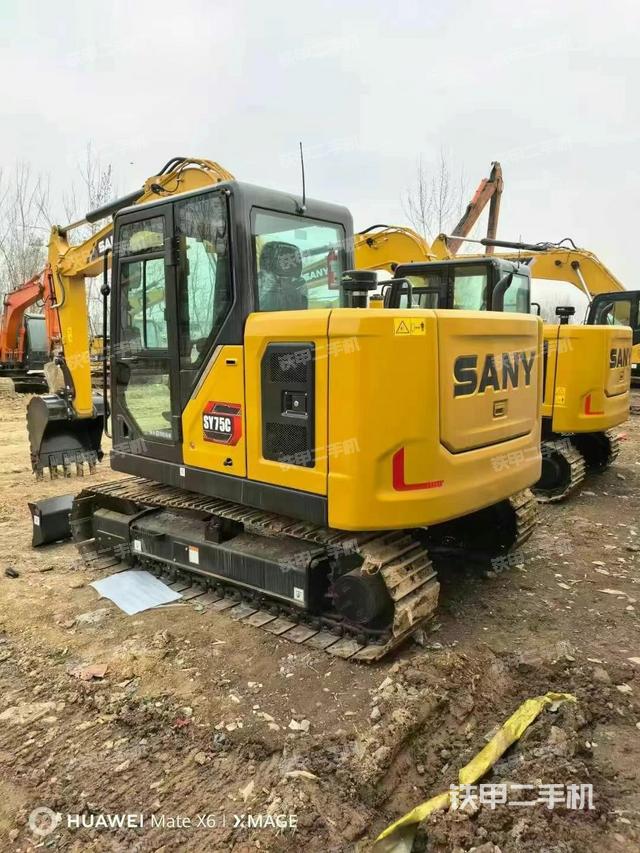 駕駛室頂部（整機(jī)外觀）