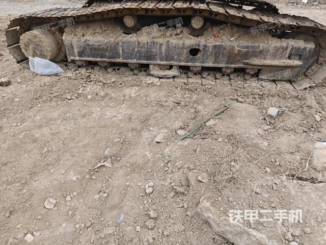 左側(cè)履帶整體?（行走機(jī)構(gòu)）