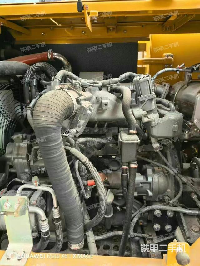 發(fā)動(dòng)機(jī)整體俯視（整機(jī)外觀）