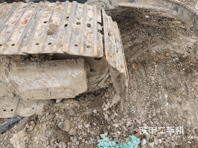 左導(dǎo)向輪（行走機(jī)構(gòu)）