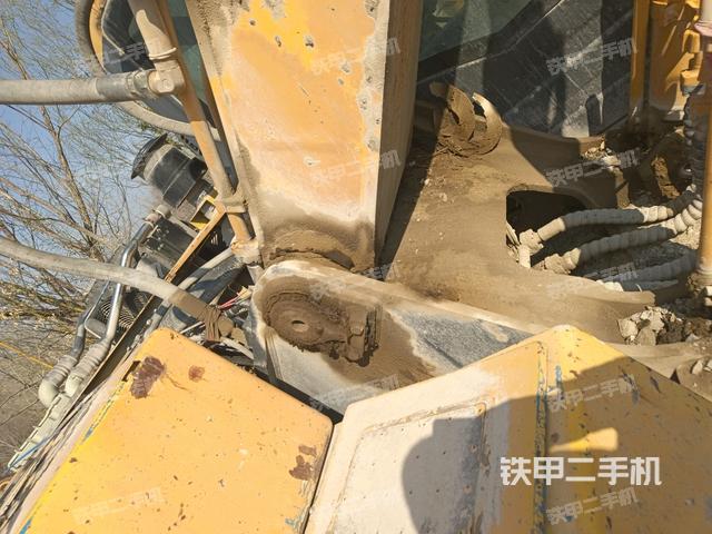 大臂根部?斜視（工作和回轉(zhuǎn)裝置）