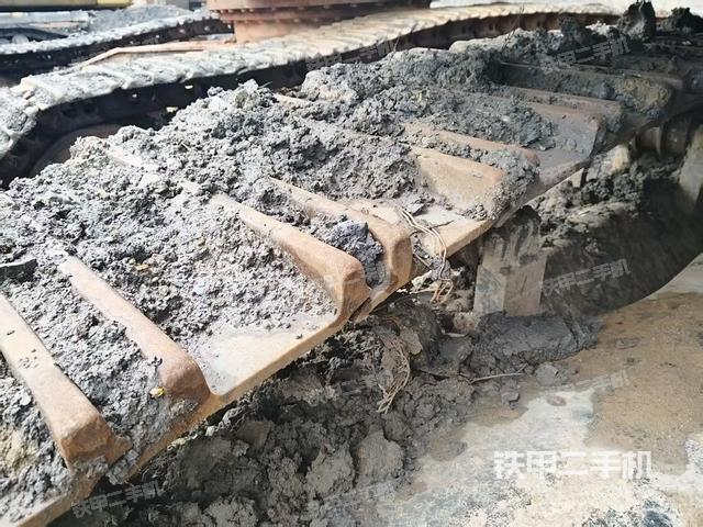 单侧履带整体（整机外观）