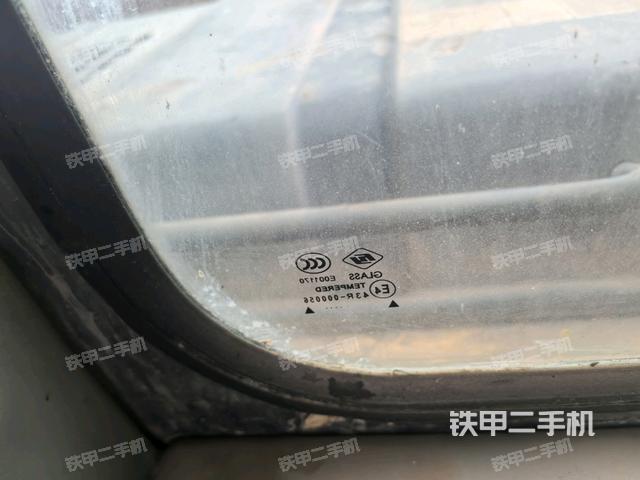 座椅后部(駕駛室部分) 座椅后部(駕駛室部分)