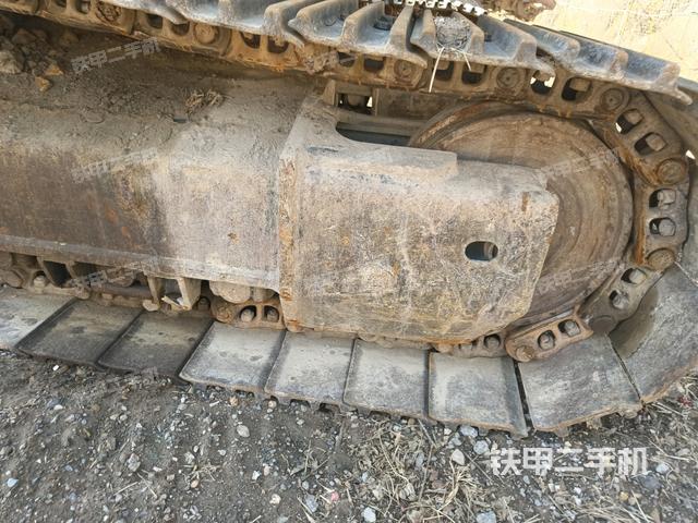 左驅(qū)動(dòng)輪（行走機(jī)構(gòu)）