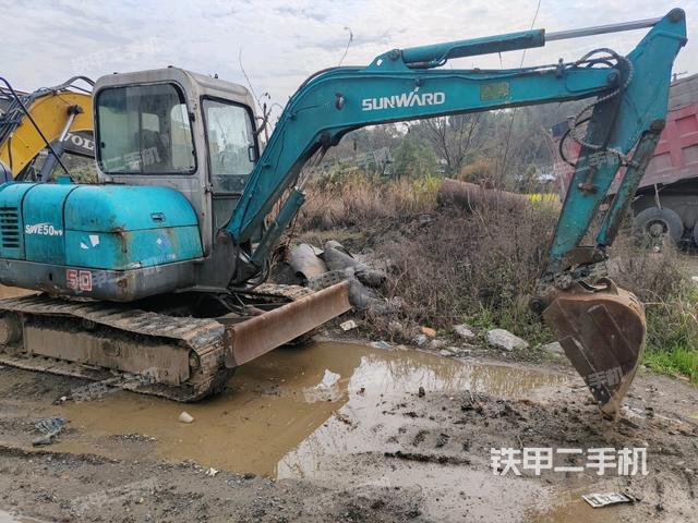 山河智能SWE50N9挖掘机的设备实拍-第3张实拍照片