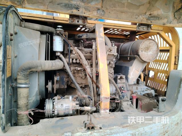 發(fā)動(dòng)機(jī)室(上車部件) 發(fā)動(dòng)機(jī)室(上車部件)