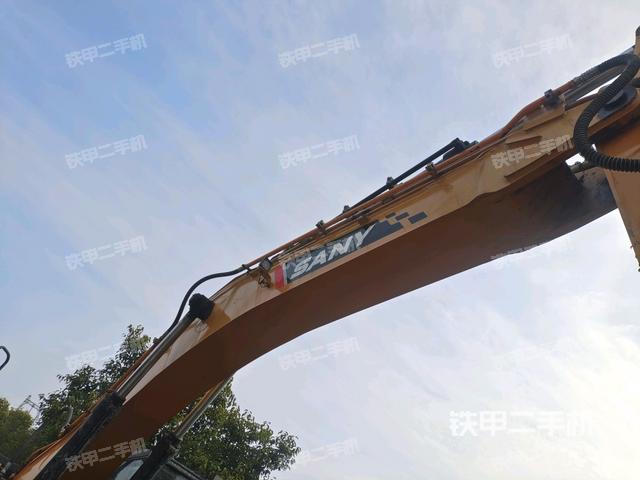 大臂根部?斜視（工作和回轉(zhuǎn)裝置）