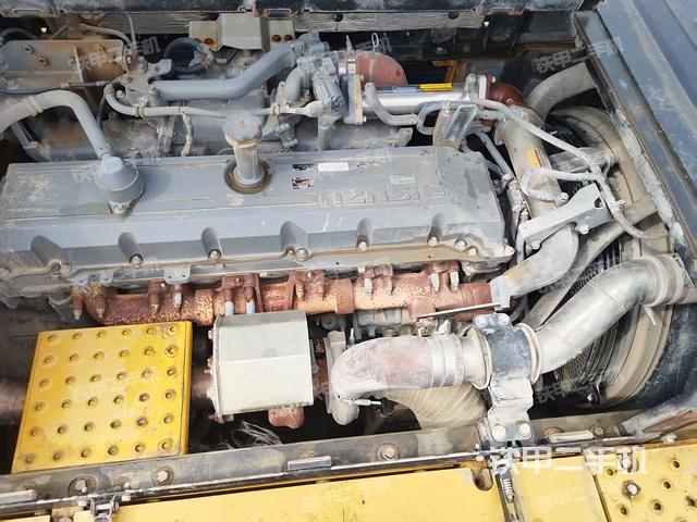 发动机整体俯视（整机外观）