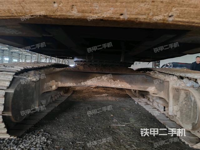 鏟斗右后整體（工作和回轉(zhuǎn)裝置）