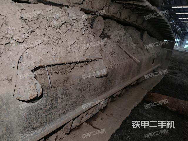 右側(cè)履帶整體（行走機構(gòu)）