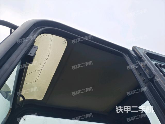 頂棚整體（駕駛室部分）