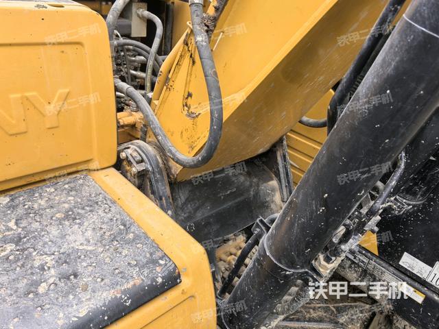 大臂根部?斜視（工作和回轉(zhuǎn)裝置）