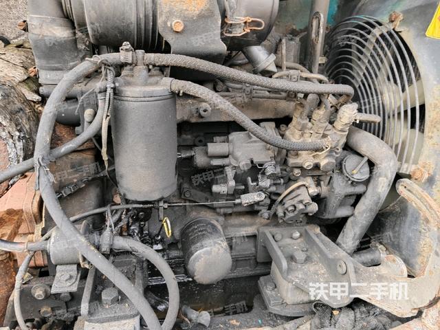 發(fā)動機(jī)室(上車部件) 發(fā)動機(jī)室(上車部件)