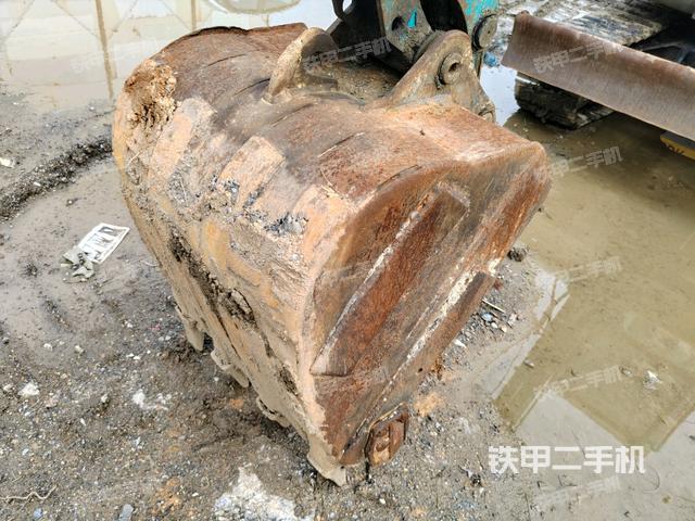 鏟斗45度(工作和回轉(zhuǎn)裝置) 鏟斗45度(工作和回轉(zhuǎn)裝置)