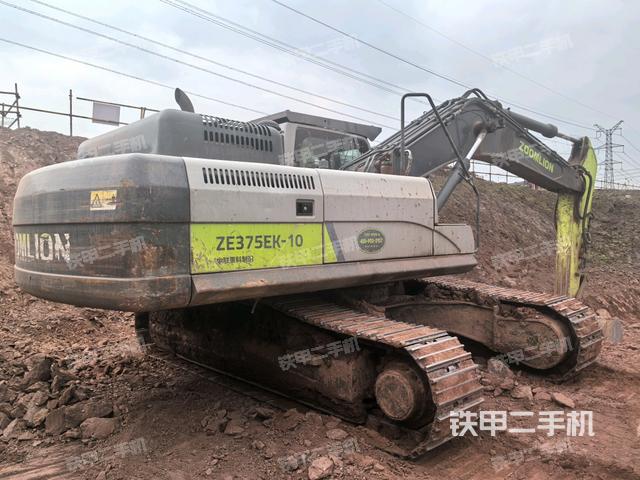 中联重科ZE375EK-10挖掘机的设备实拍-第3张实拍照片