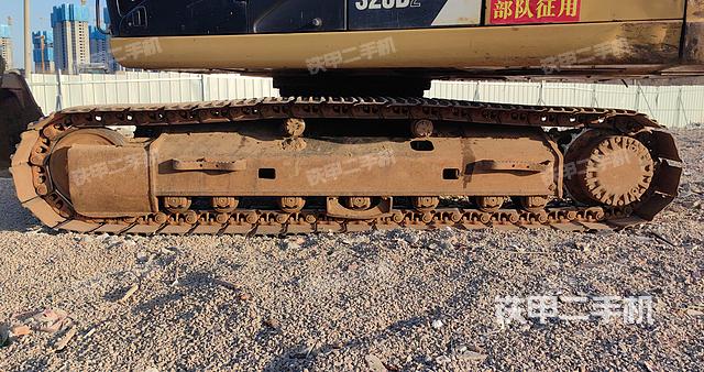 單側(cè)履帶整體（整機(jī)外觀）