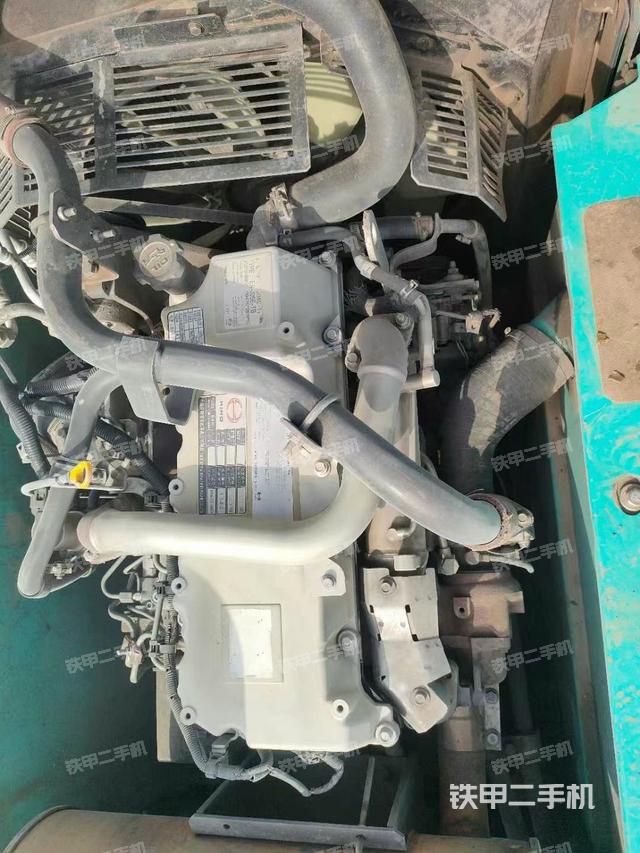 發(fā)動機(jī)整體俯視（整機(jī)外觀）