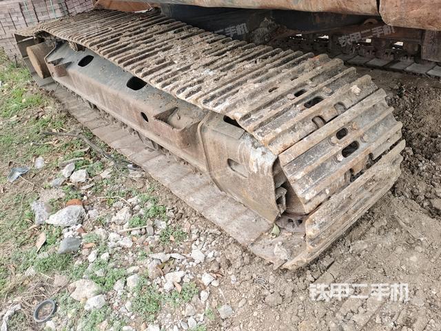 左側(cè)履帶整體?(行走機構(gòu)) 左側(cè)履帶整體?(行走機構(gòu))