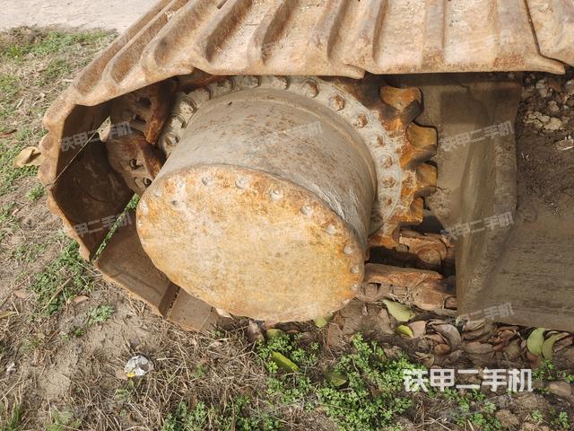 右導(dǎo)向輪（行走機(jī)構(gòu)）