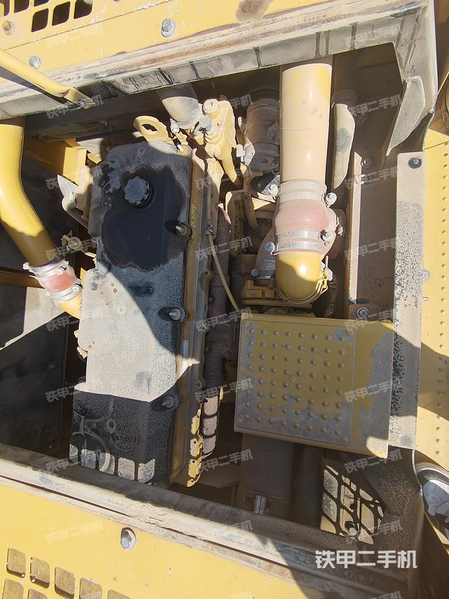 發(fā)動(dòng)機(jī)整體俯視（整機(jī)外觀）