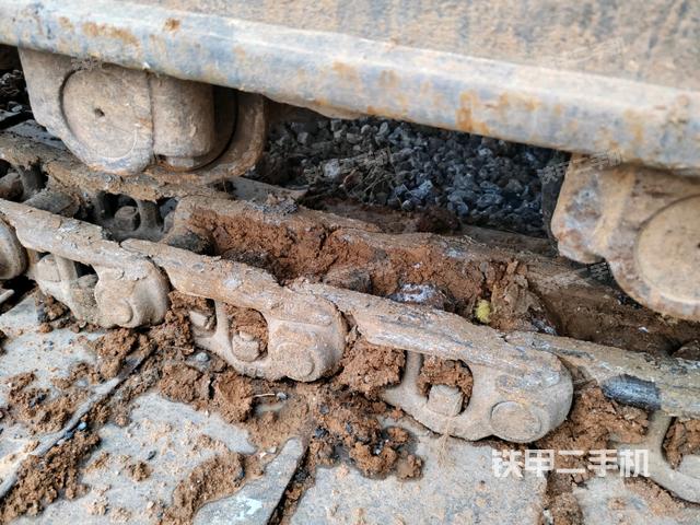 右側(cè)履帶整體（行走機(jī)構(gòu)）