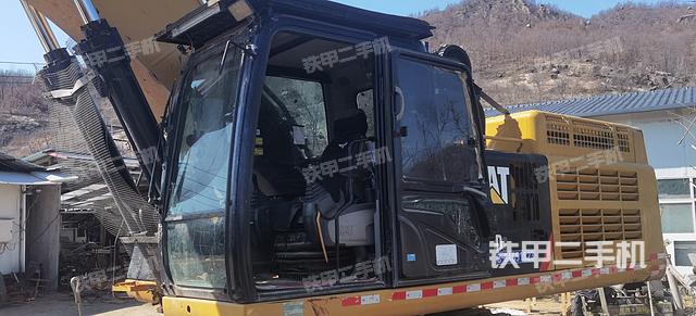 駕駛室整體（整機(jī)外觀）