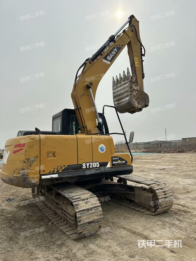 整機(jī)右后45°(整機(jī)外觀) 整機(jī)右后45°(整機(jī)外觀)