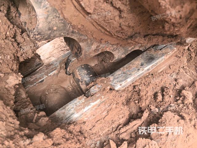 右側(cè)行走馬達(dá)蓋板（行走機構(gòu)）